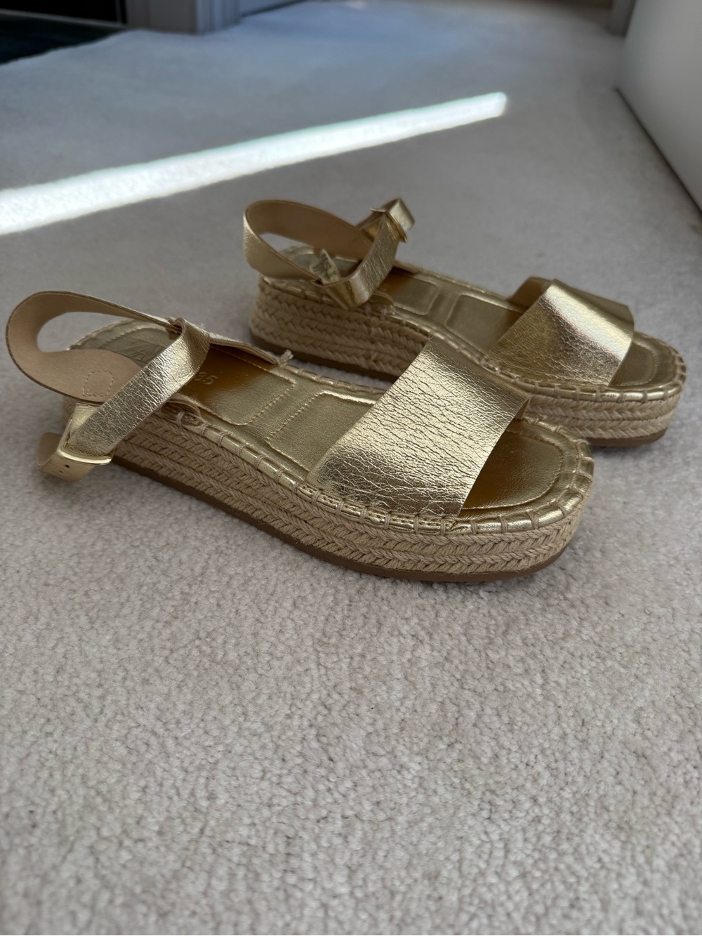Zara Metallic Sandals - Picture 3 of 5